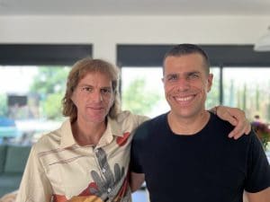 פרק 9 – מהפכת חיידקי המעיים – איך להפוך את הגוף שלך לקונצרט של ריפוי עם ד״ר אמוץ זיו אב